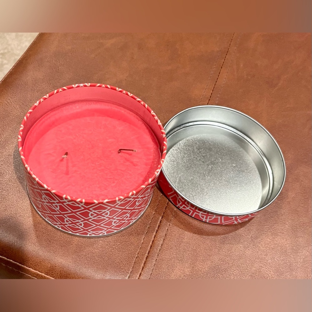 Cinnamon Scented Candle